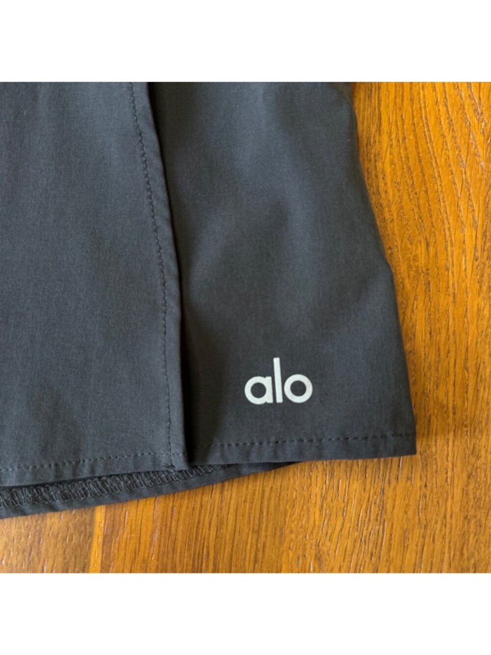 ALO YOGA Clubhouse Skirt Black Womens XS Tennis Skort Athletic Athleisure Golf - Picture 5 of 9